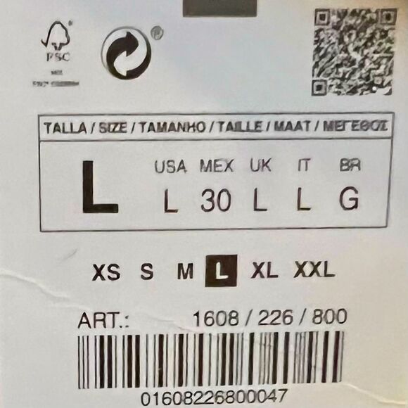 ZARA | Black | SHORTS WITH DARTS - Picture 10 of 12